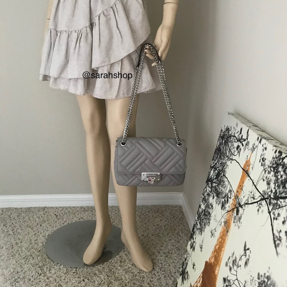 🌼Michael Kors Purse - Picture 14 of 14